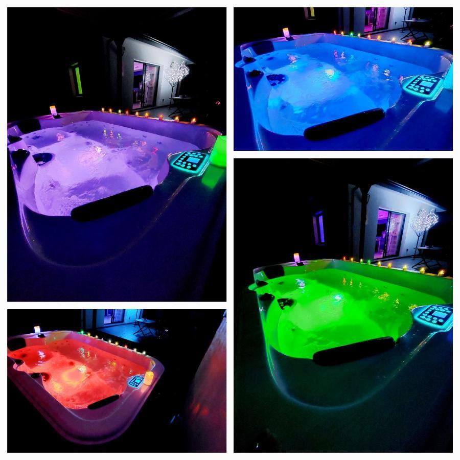 Un Sejour Romantique En Couple Avec Jacuzzi Prive Chromotherapie Jardin Maison Privee Ychoux Exteriér fotografie